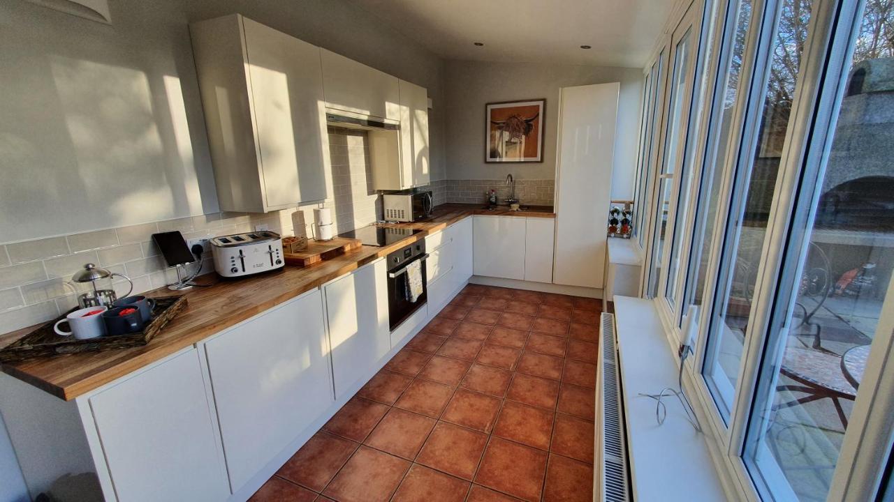 Holly Cottage, Hidden Gem In The Yorkshire Wolds Welton  Buitenkant foto